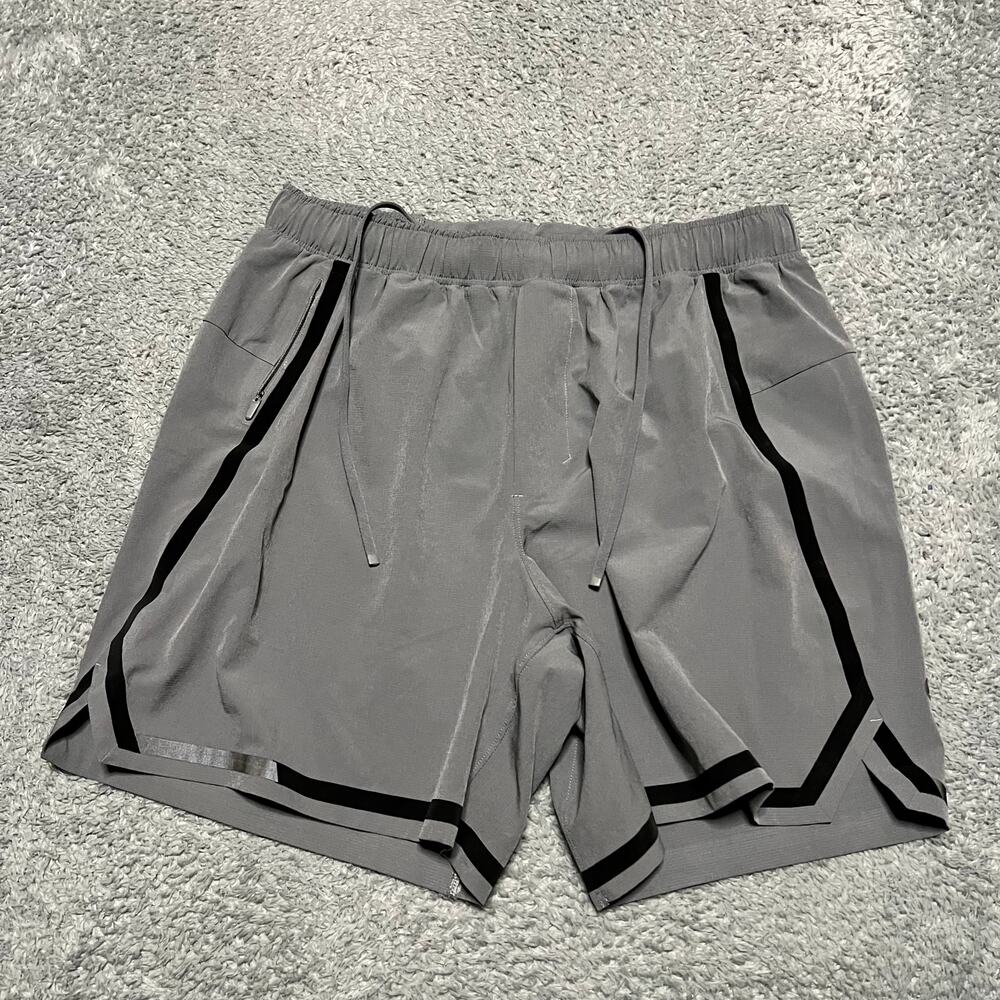 Lululemon Surge Shorts Mens Medium Gray Unlined Stretch Drawstring Athletic